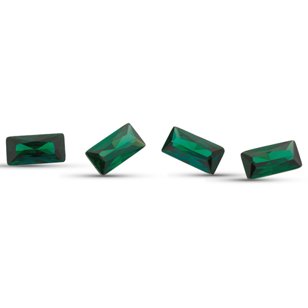 Фианит Багет 8.0*4.0 Зеленый